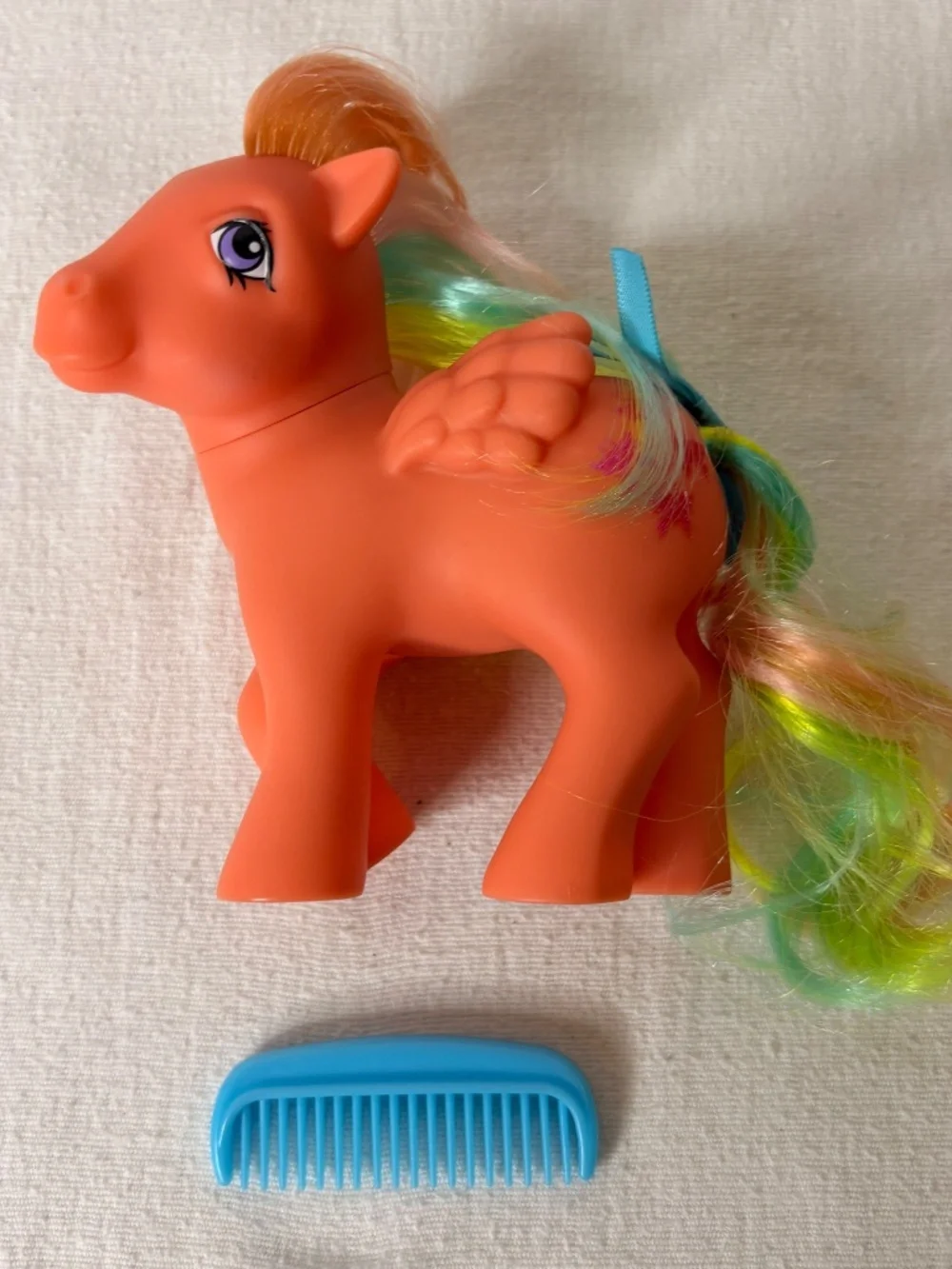My Little Pony MLP Flutterbye Pony Orange Rainbow Hair Pegasus 2018 w/Comb